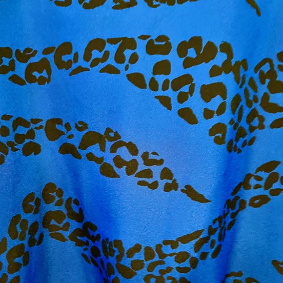 Kensie Size Medium Animal Print Round Neck Sleeveless Midi Dress Elastic Waist - Picture 5 of 10